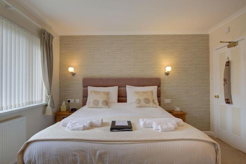 Fair Winds Guest House Brixham Dış mekan fotoğraf